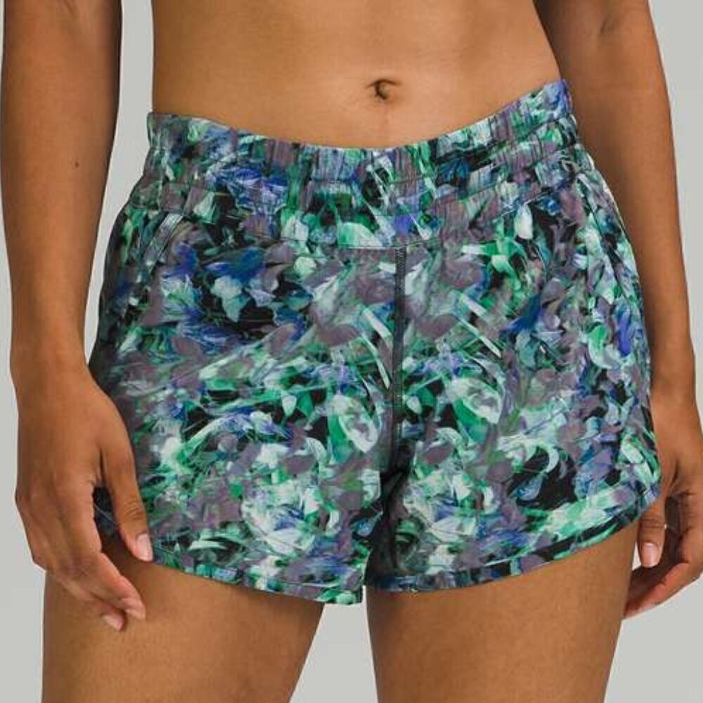 Lululemon Tracker Short 4" - 6 Rapid Flourish Multi